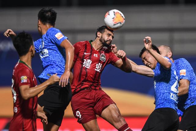 周琦23分沃特森22分 广东11连胜终结广州7连胜