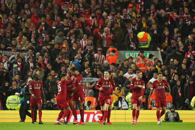 阿劳霍抵达巴萨总部即将续约 新合同2031年到期